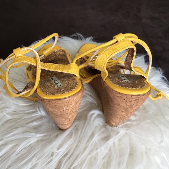 Cklass Yellow Leather Sandals - Picture 5 of 7